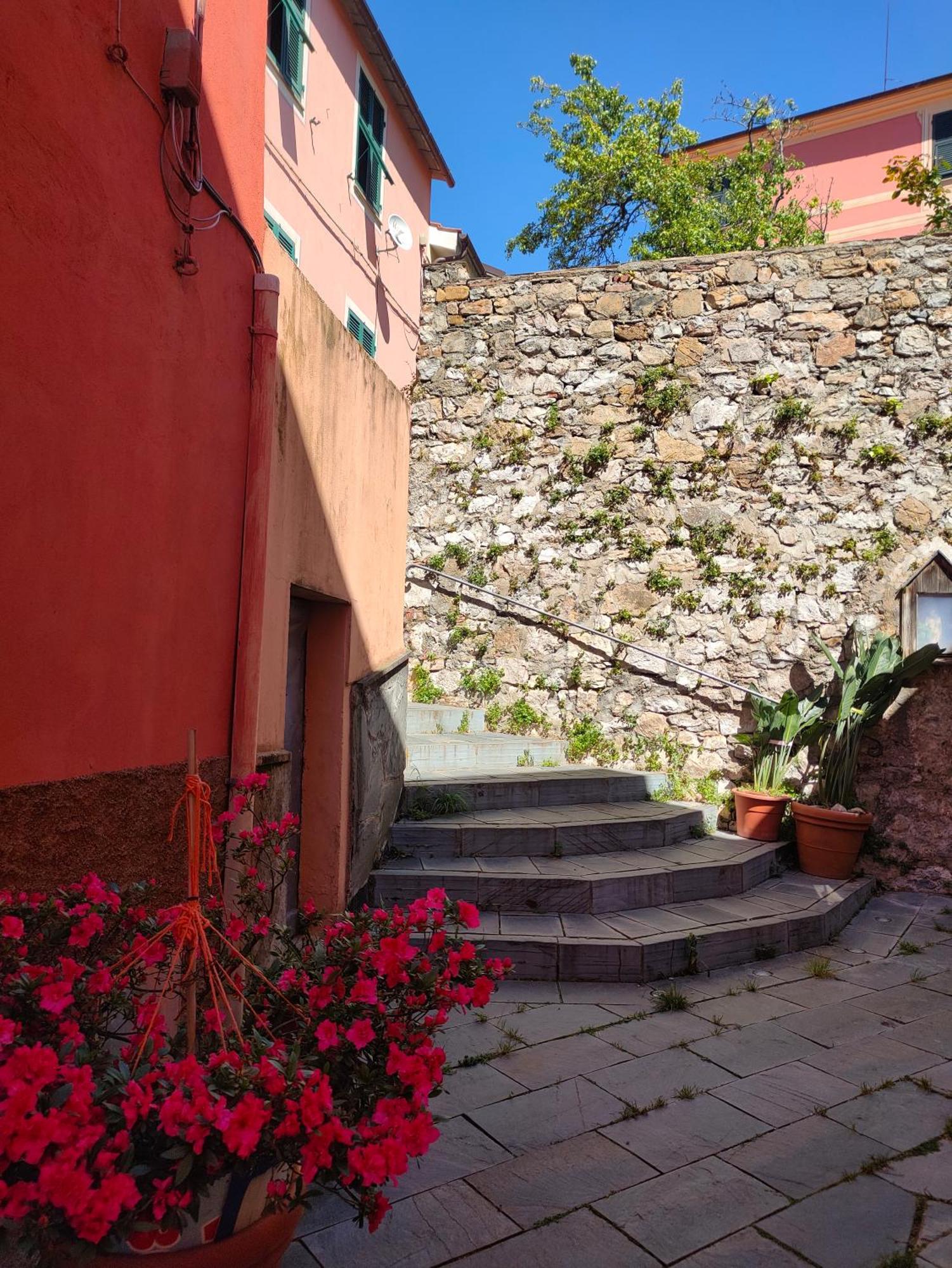 Camera Tra Le Cinque Terre, Camogli E Portofino. Vista Valle E Scorcio Mare All'Orizzonte Castiglione Chiavarese Kültér fotó