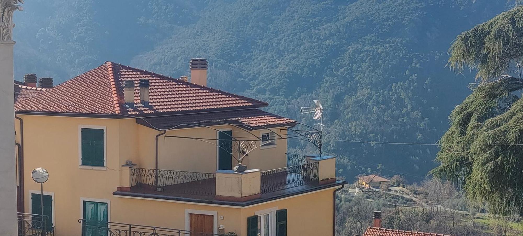 Camera Tra Le Cinque Terre, Camogli E Portofino. Vista Valle E Scorcio Mare All'Orizzonte Castiglione Chiavarese Kültér fotó